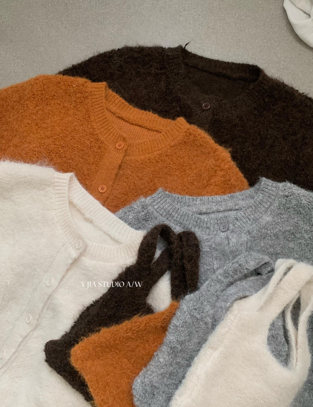 Retro knitted cardigan show young sweater for women