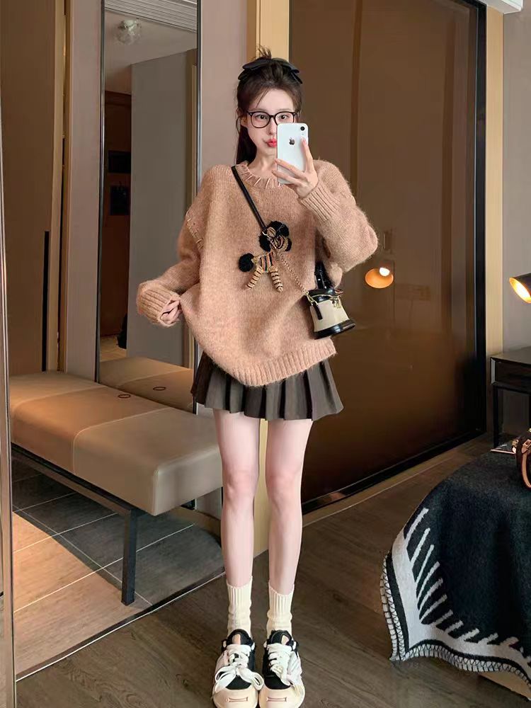 Lazy round neck inside the ride sweater for women