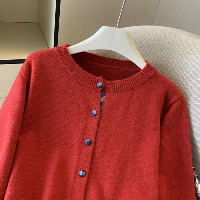 Autumn and winter knitted coat plaid short sweater