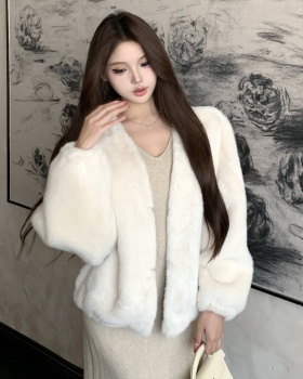 Autumn and winter thermal coat temperament fur coat for women