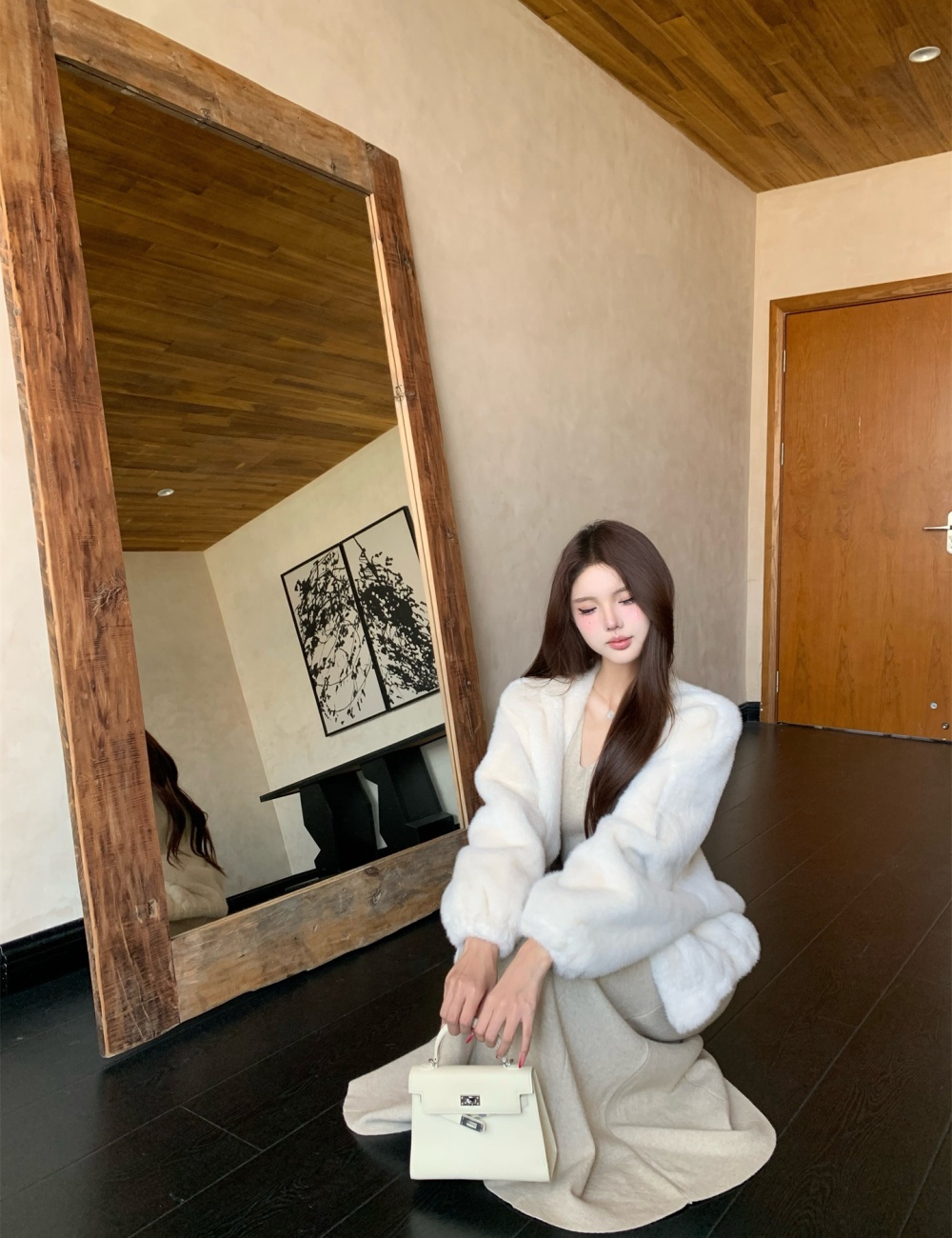 Autumn and winter thermal coat temperament fur coat for women