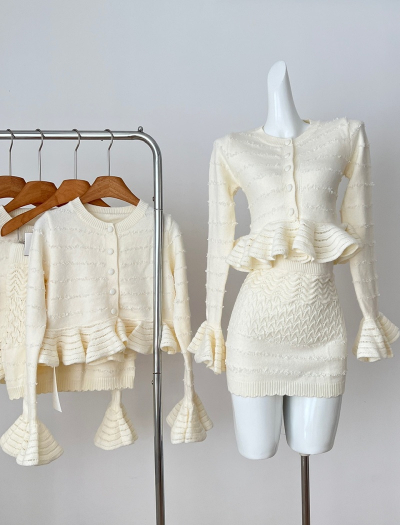 Tender flowers sweater Korean style hollow skirt 2pcs set