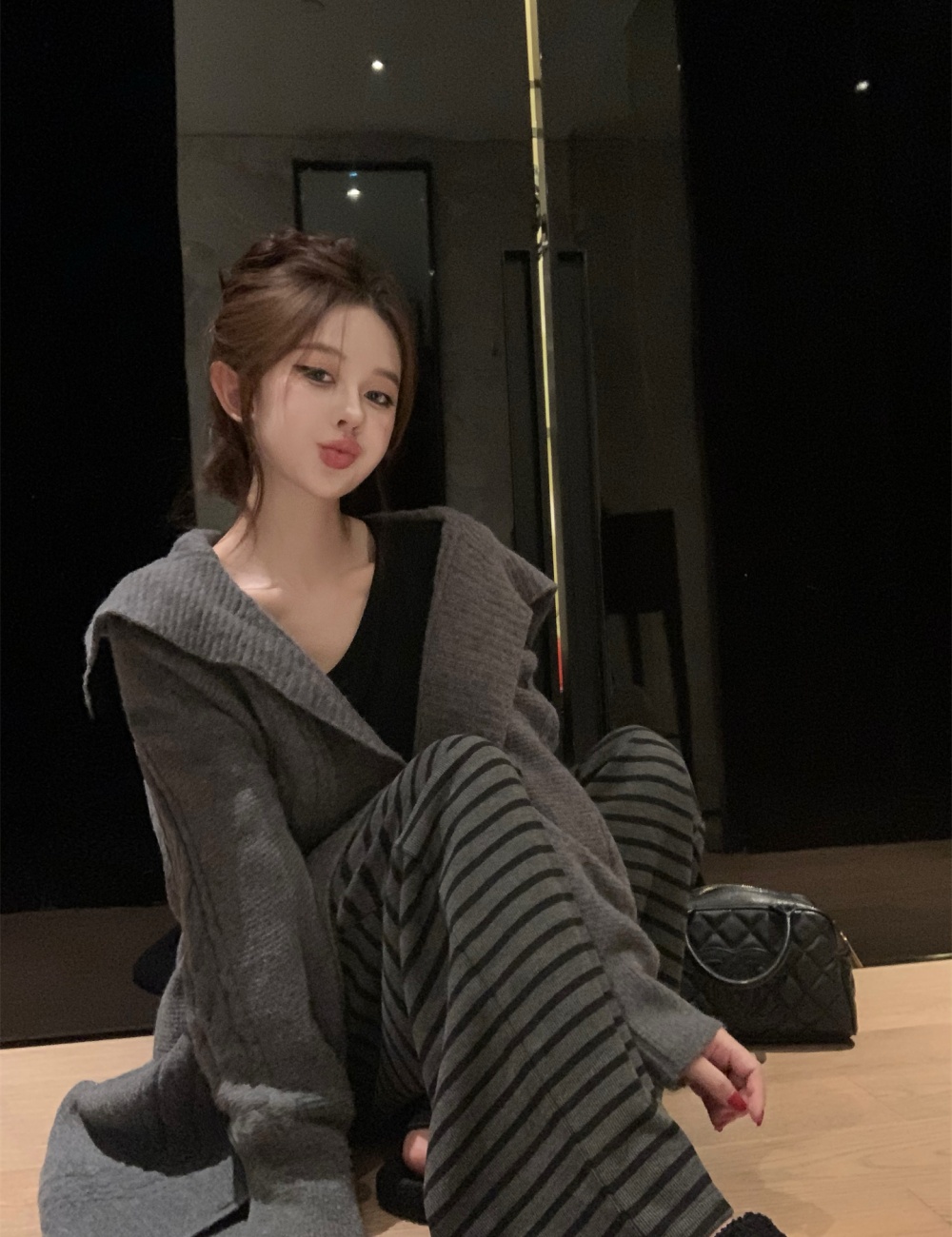 Autumn and winter hooded wool retro thick coat