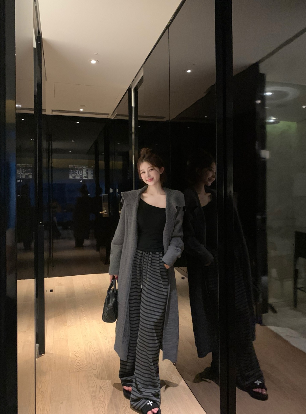 Autumn and winter hooded wool retro thick coat