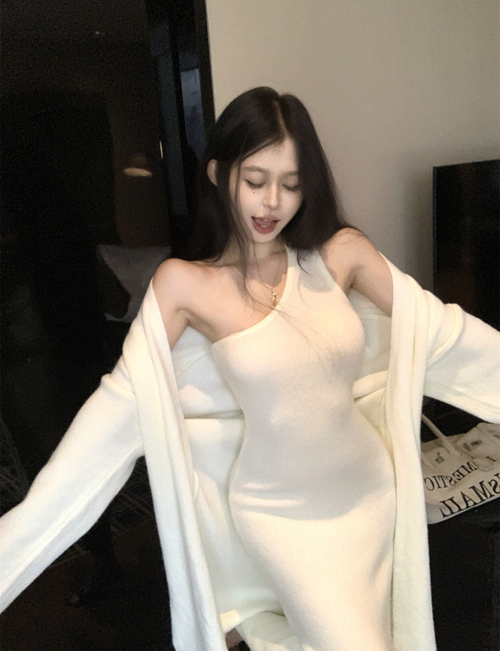 Flanging sweater wrapped chest coat 2pcs set