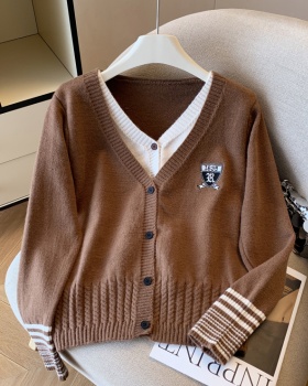 Embroidered V-neck sweater high elastic tops for women