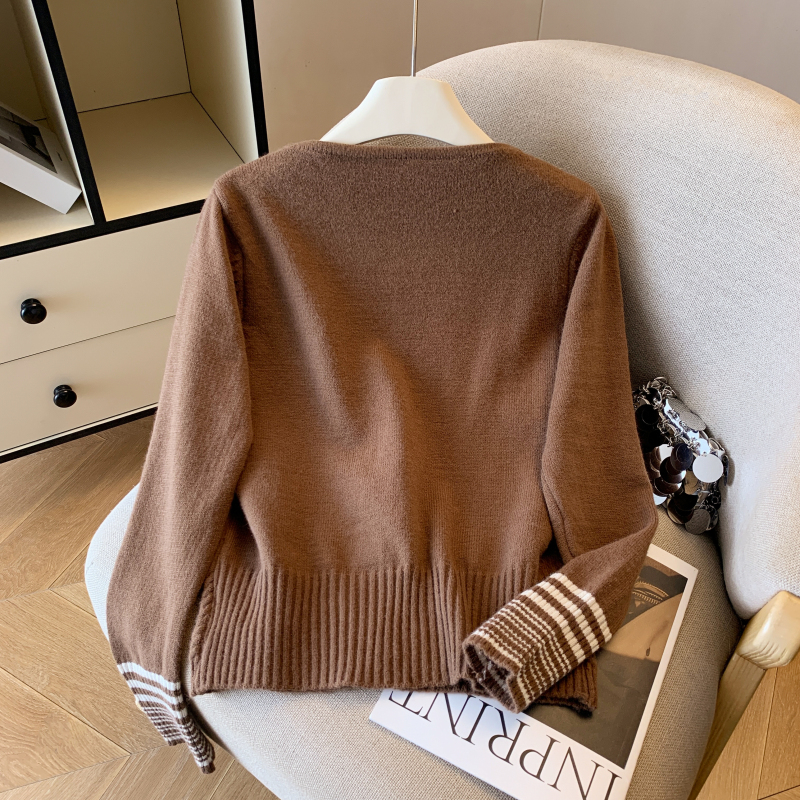 Embroidered V-neck sweater high elastic tops for women