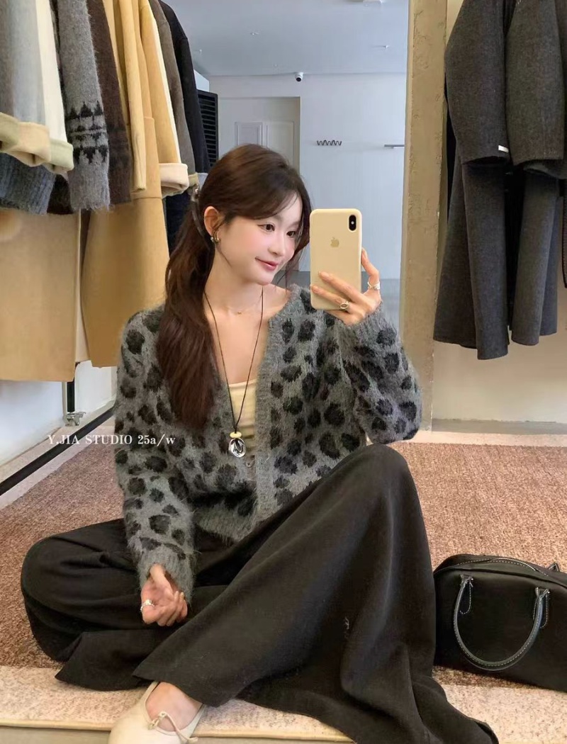 Mixed colors loose cardigan temperament sweater for women