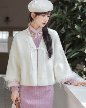Beige temperament coat winter shawl