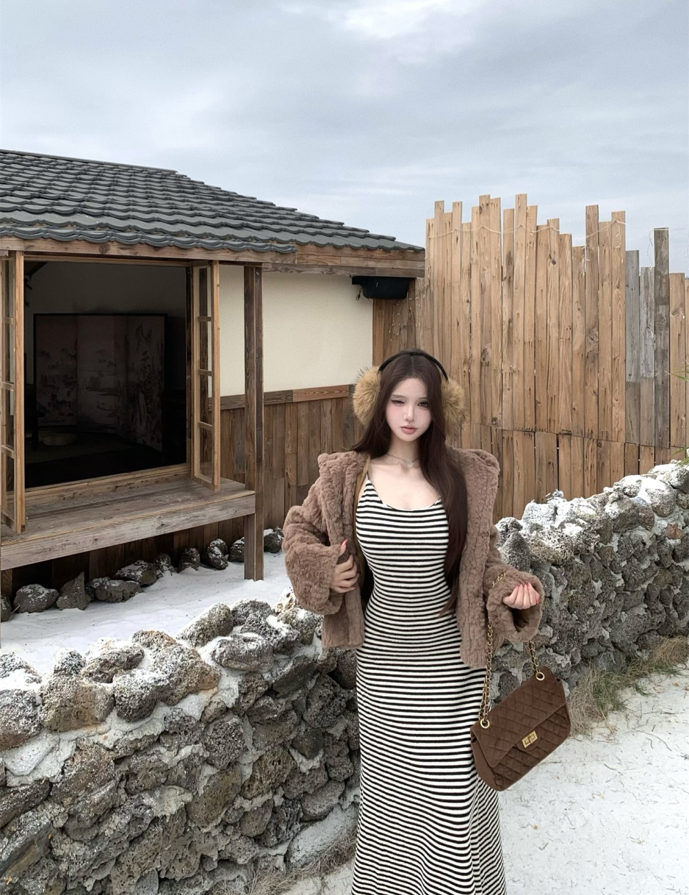 Autumn and winter thick fur coat hooded elmo coat for women