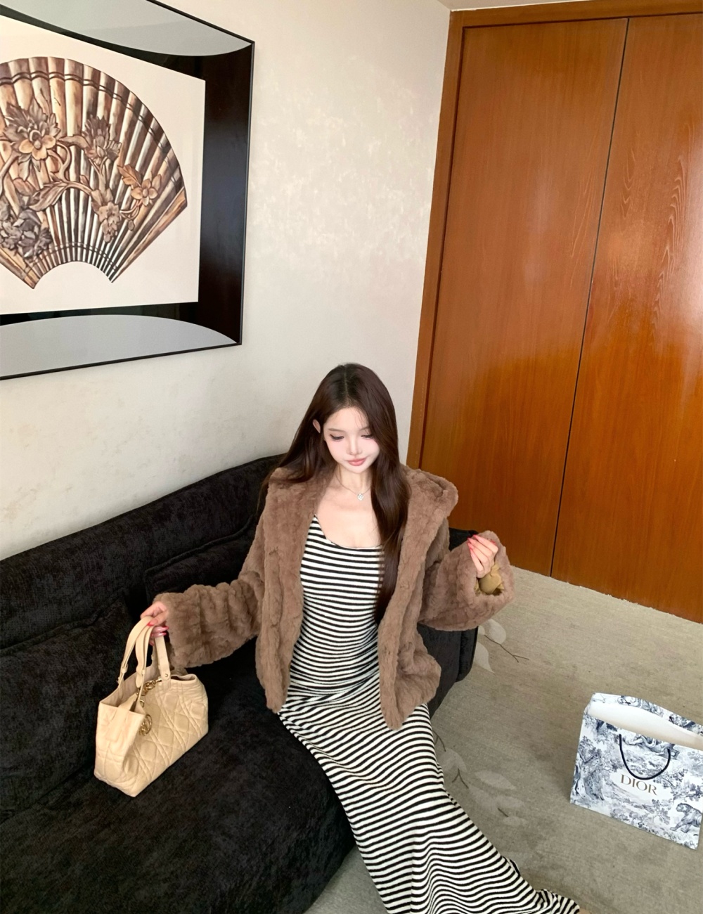 Autumn and winter thick fur coat hooded elmo coat for women