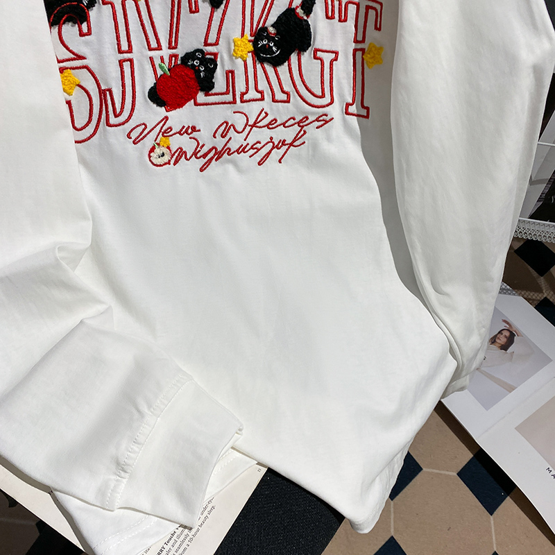 Embroidered flowers bottoming shirt thin T-shirt