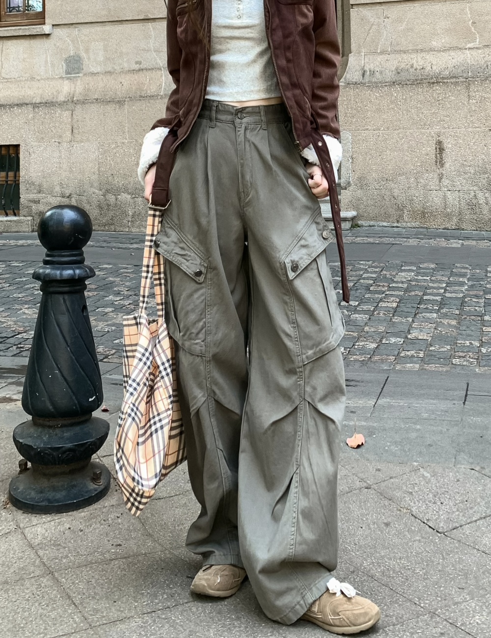 Camouflage casual pants loose work clothing for women