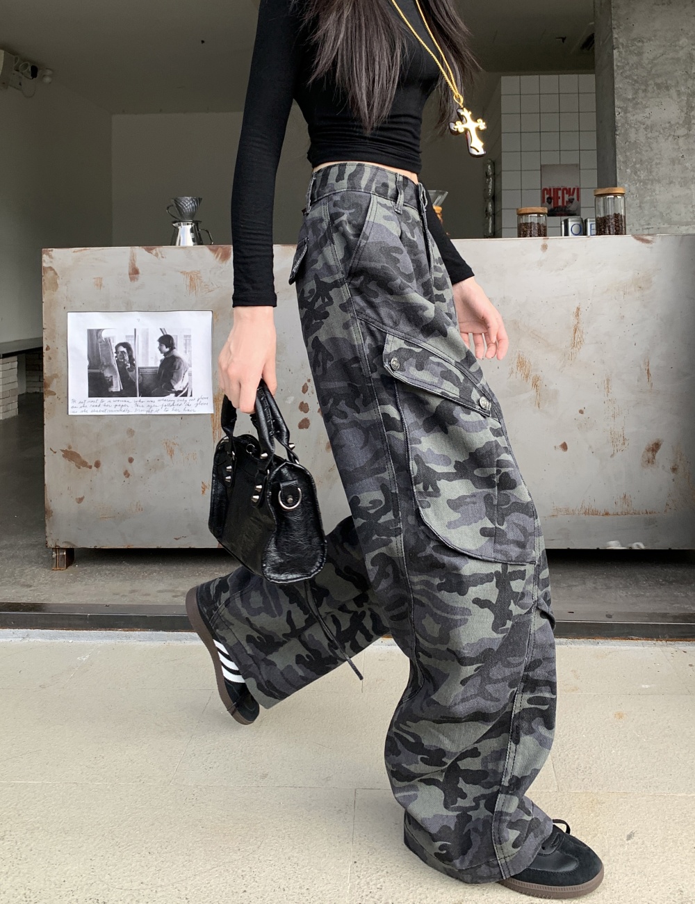 Camouflage casual pants loose work clothing for women