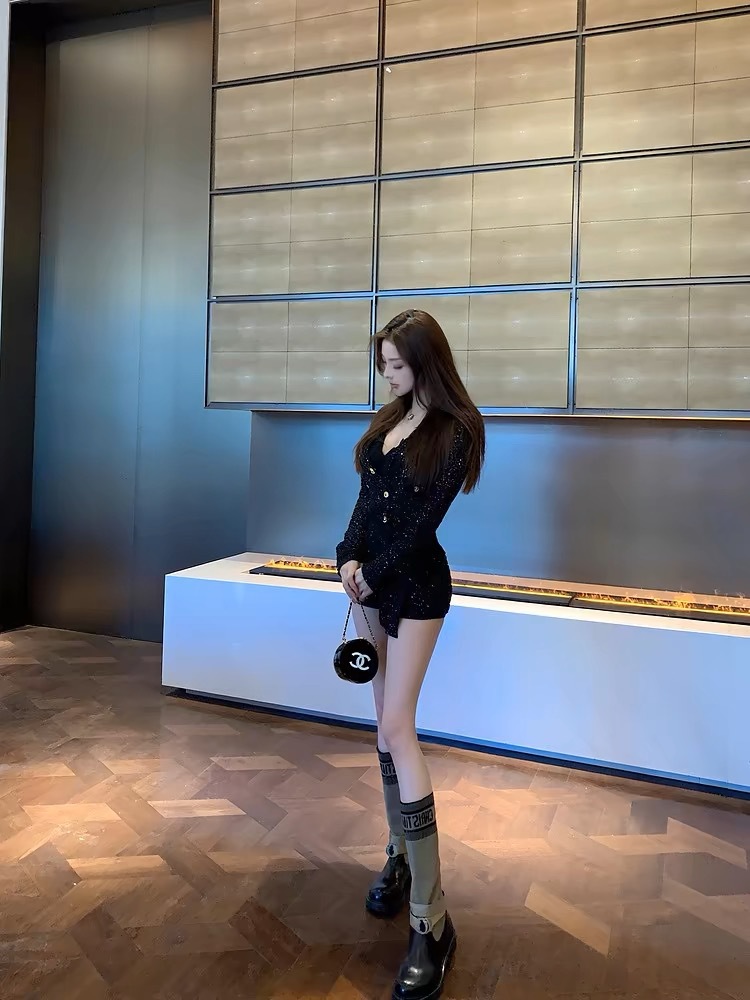 Sequins long sleeve tops liangsi chanelstyle coat