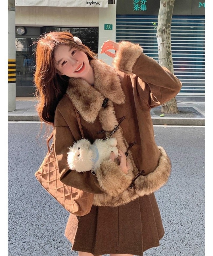 Horn buckle autumn and winter jacket for women