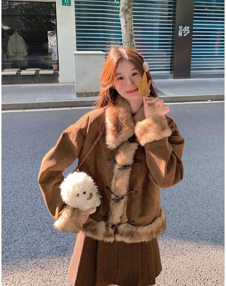 Horn buckle autumn and winter jacket for women