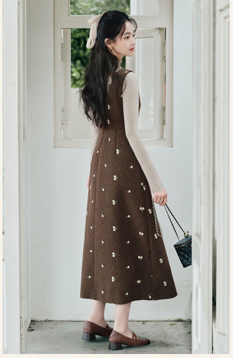 Floral autumn dress embroidery bottoming shirt 2pcs set