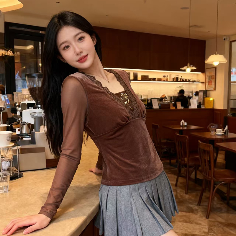 V-neck unique T-shirt rhinestone bottoming shirt