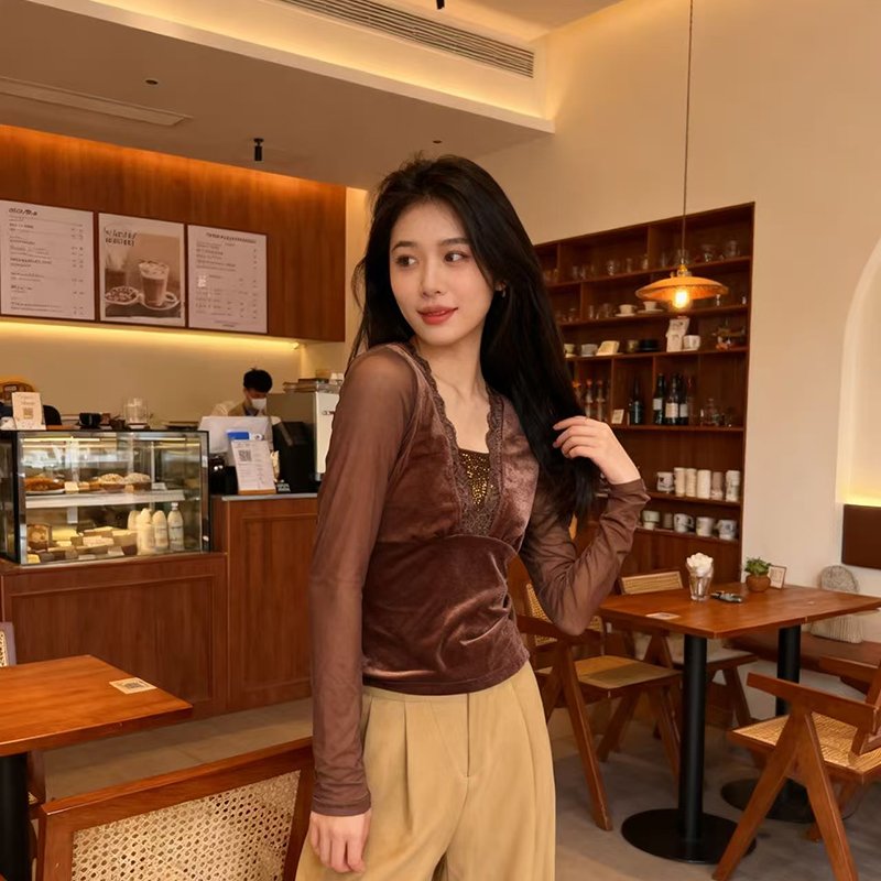 V-neck unique T-shirt rhinestone bottoming shirt