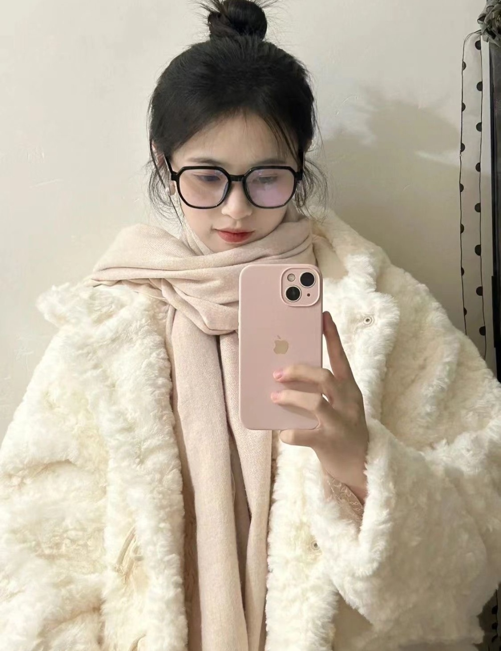 Plush hooded tops winter coat for women