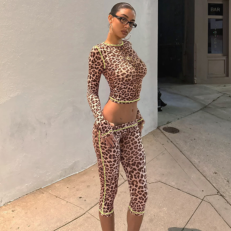 Long sleeve navel shorts leopard tops a set for women