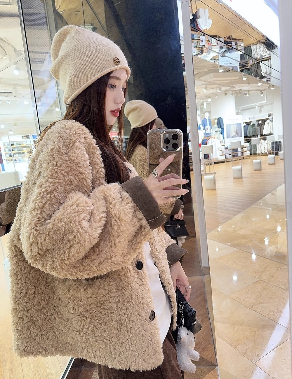 Short thick fur coat loose lambs wool coat for women