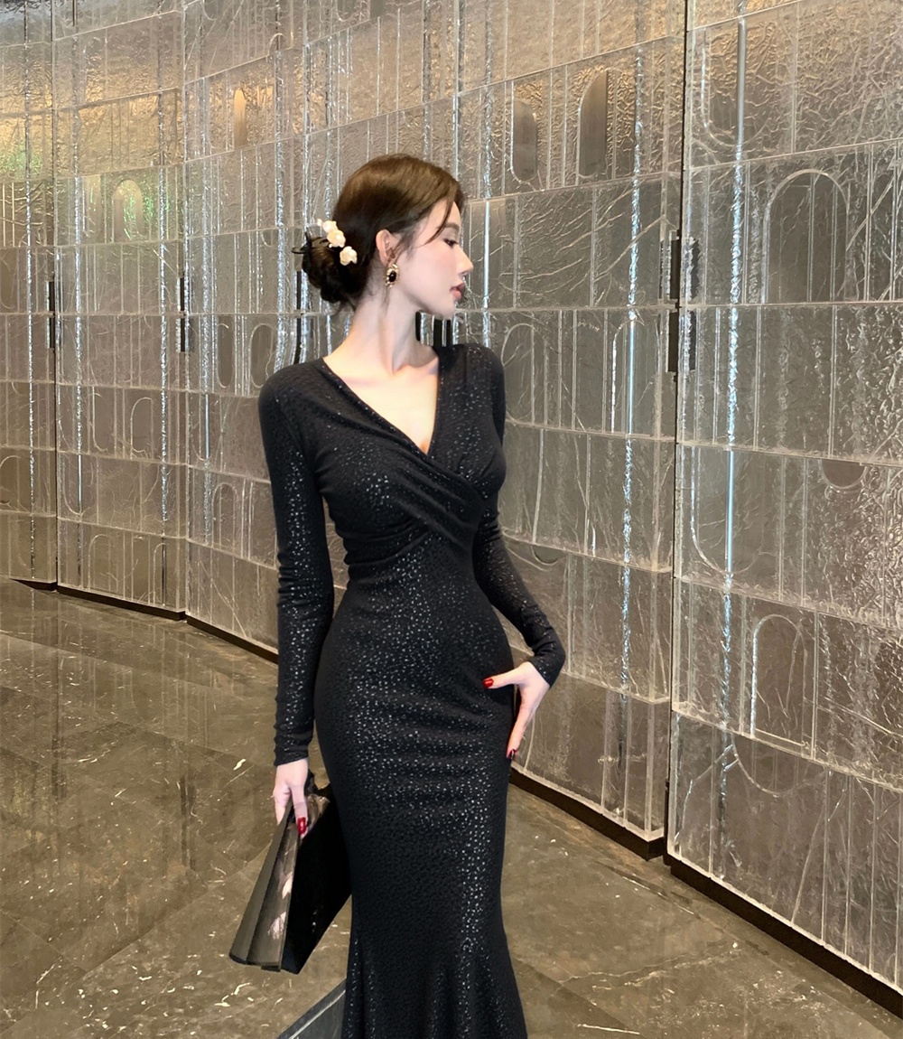 V-neck bottoming cross long autumn and winter dress