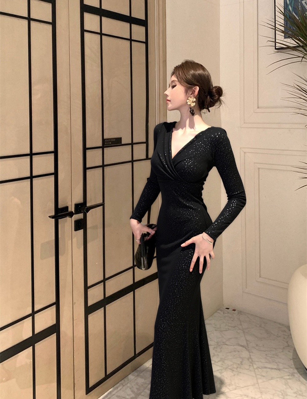 V-neck bottoming cross long autumn and winter dress