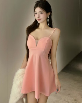 Tight pinched waist sling big skirt low-cut dress