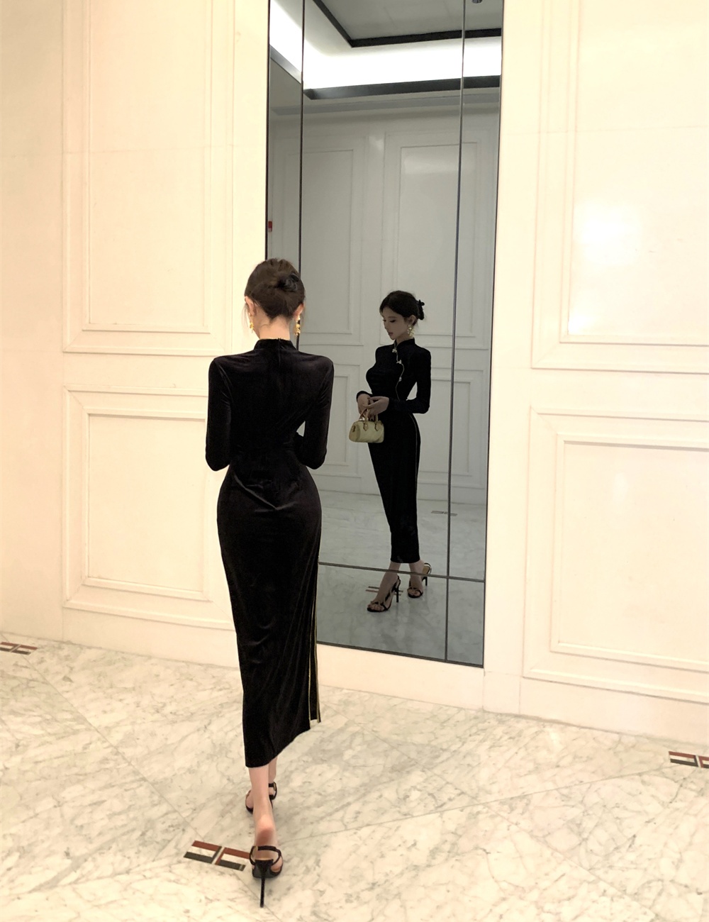 Slim autumn temperament velvet retro dress