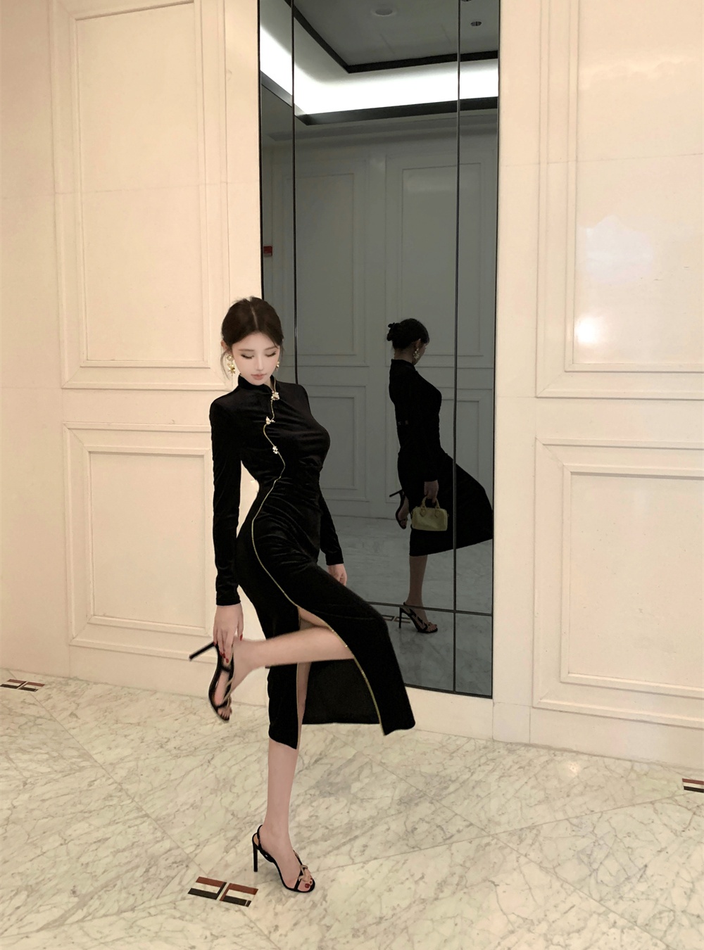 Slim autumn temperament velvet retro dress