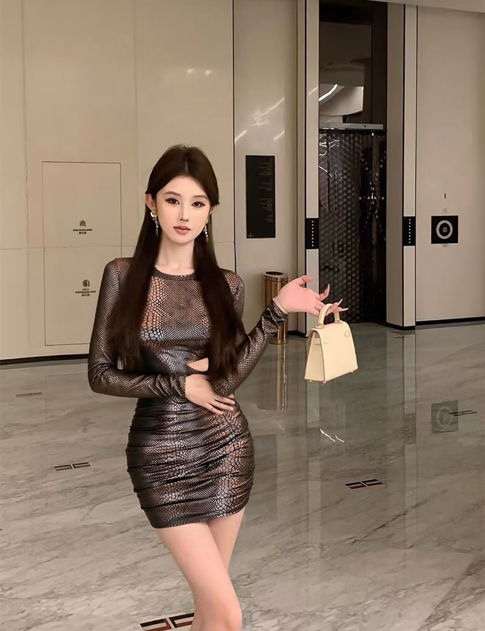 Temperament bottoming autumn and winter slim dress