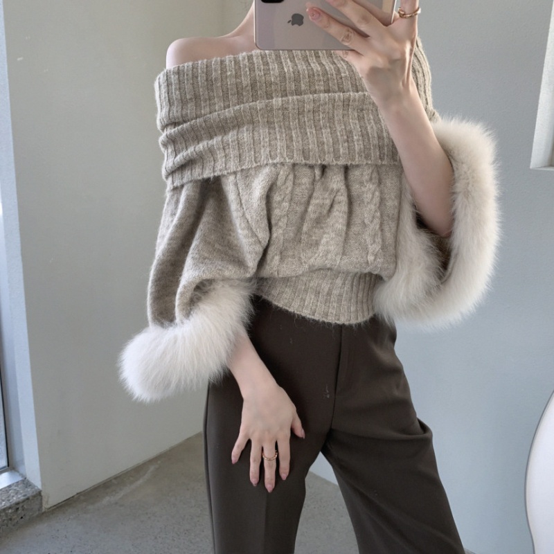 Flat shoulder bat sleeve sweater cuff cloak