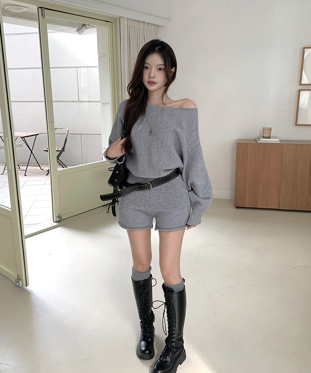 Korean style strapless horizontal collar sweater a set