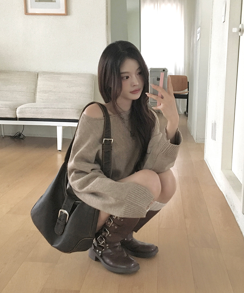 Korean style strapless horizontal collar sweater a set