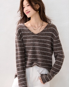 Pullover lazy stripe fashion V-neck loose winter tops