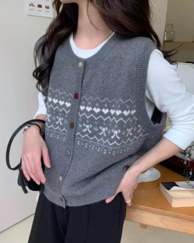 Sleeveless cardigan knitted waistcoat