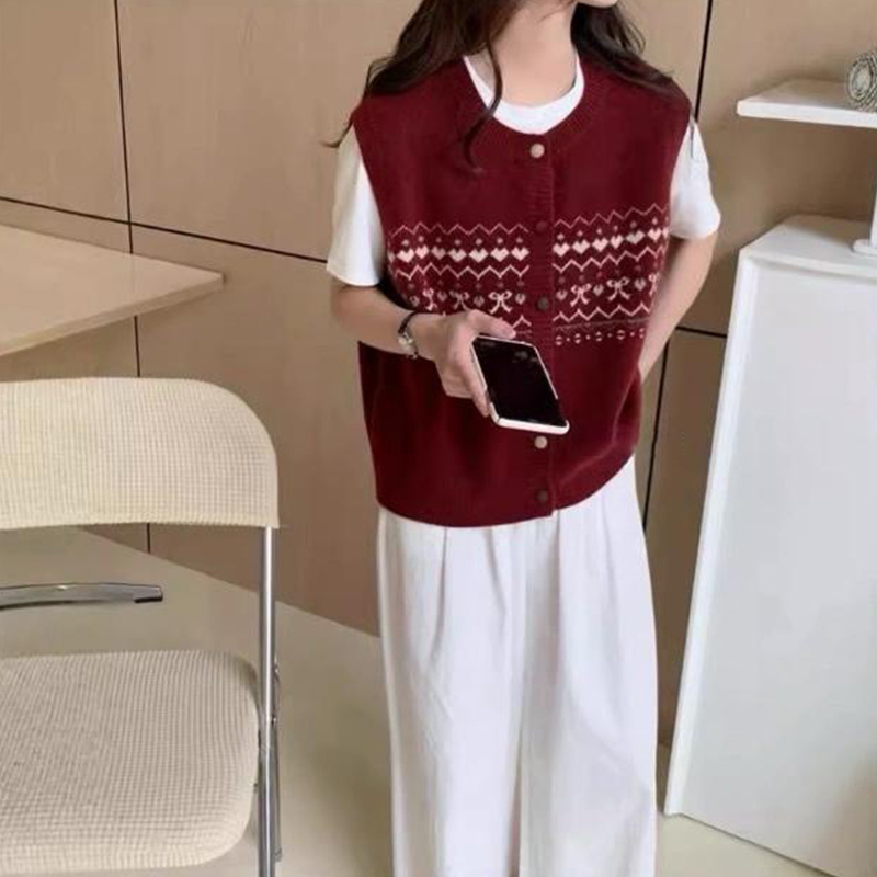 Sleeveless cardigan knitted waistcoat