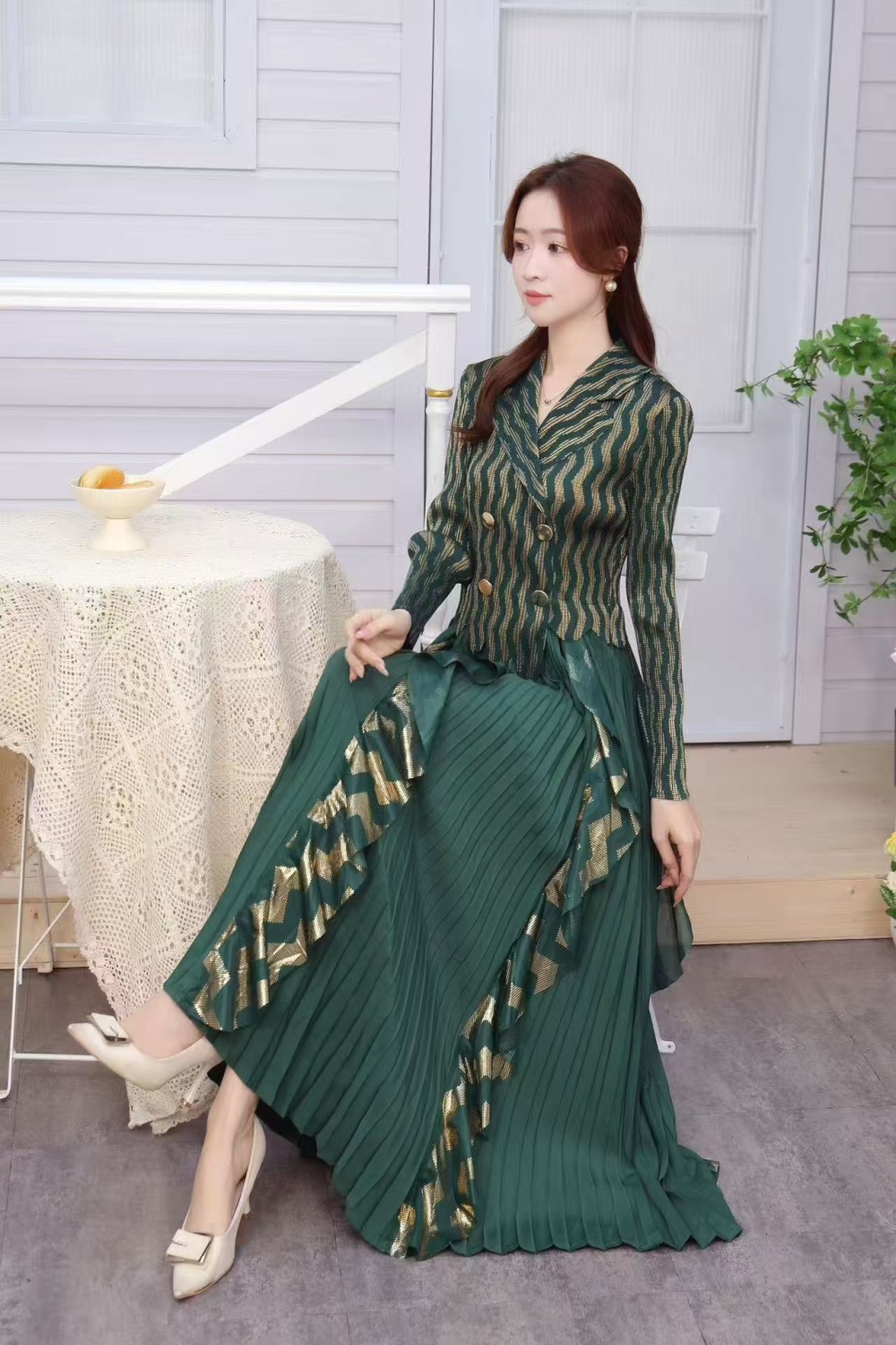 Bronzing pinched waist long dress European style dress