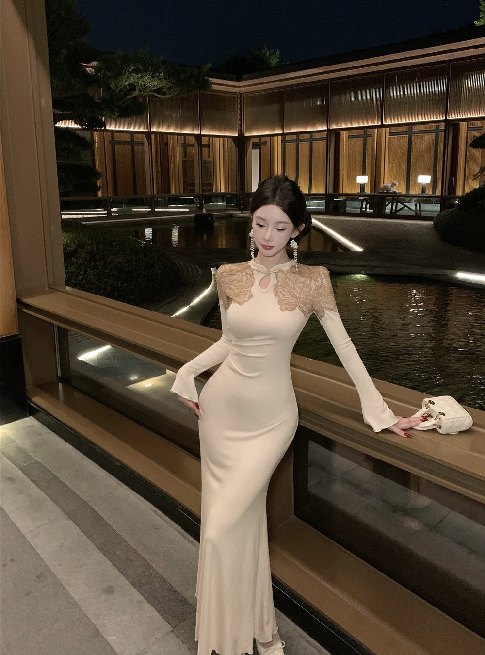 Chinese style dress cheongsam for women