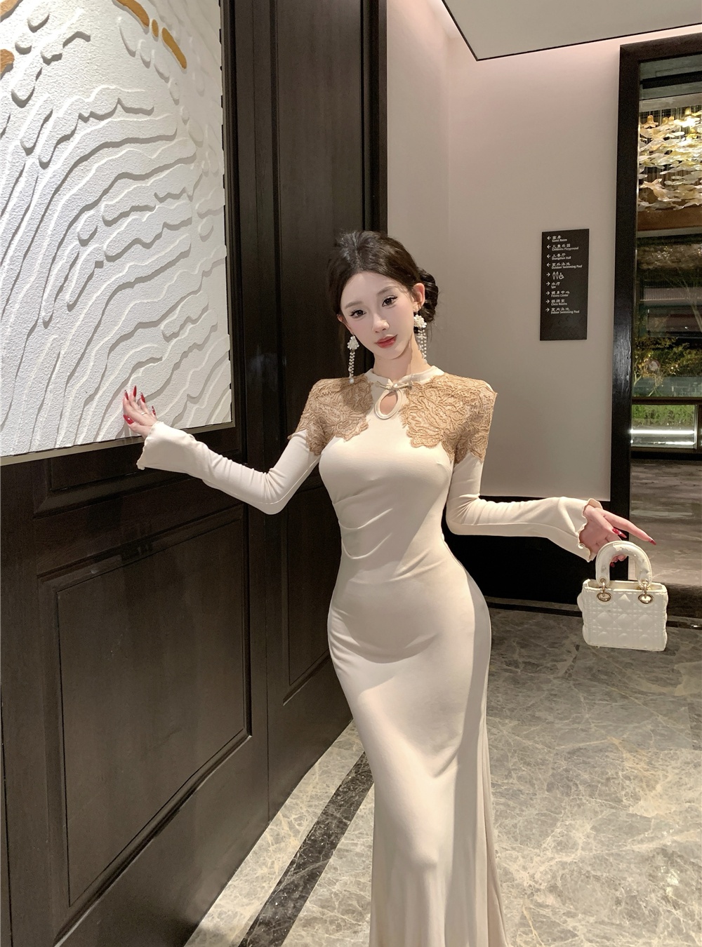 Chinese style dress cheongsam for women