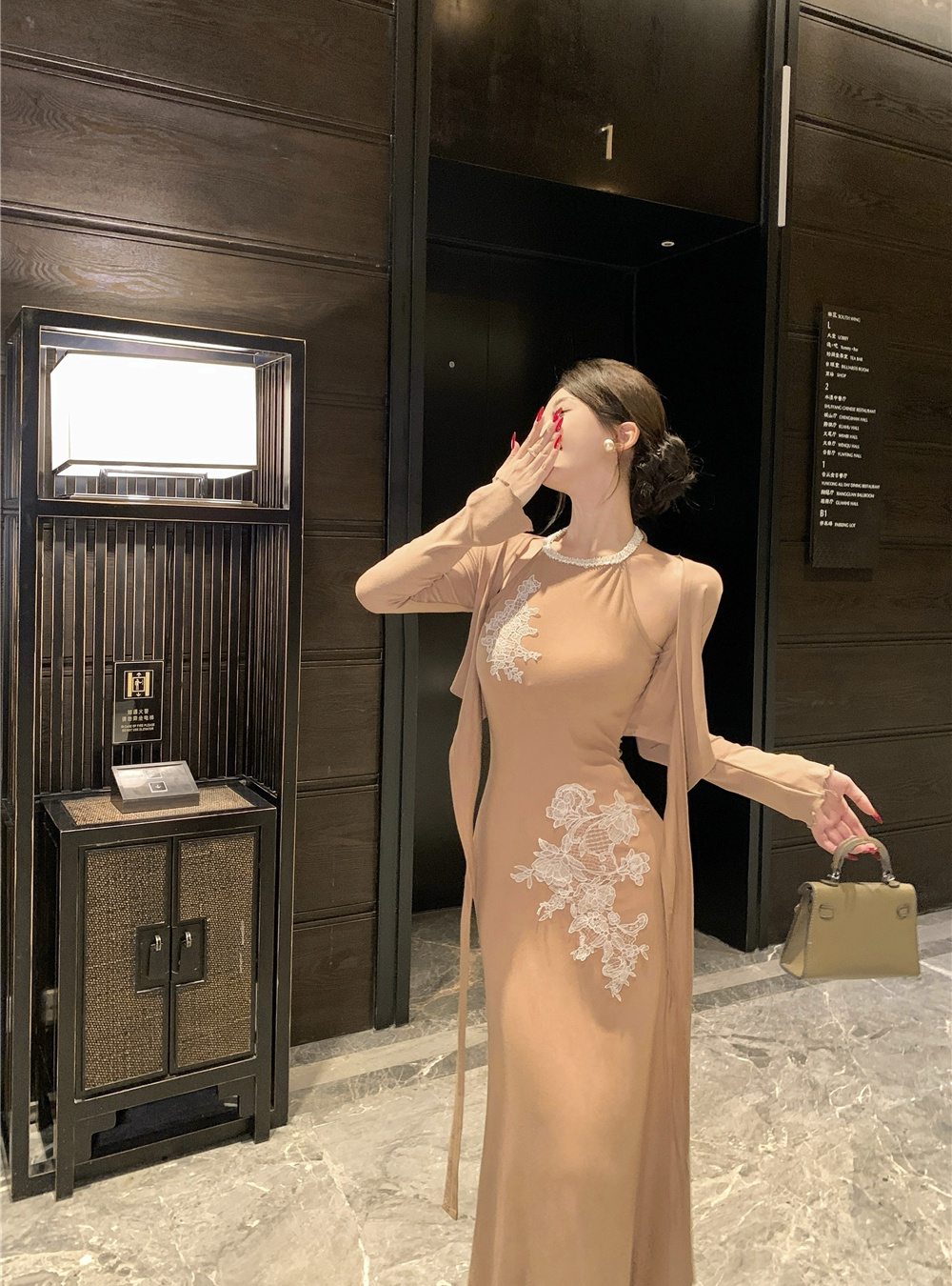 Lace multiple wear method dress Pseudo-two long dress