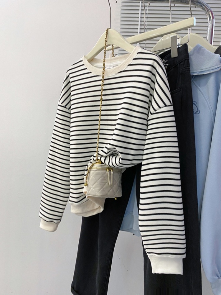 Complex stripe hoodie round neck T-shirt for women