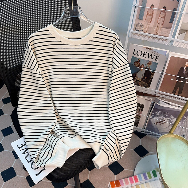 Complex hoodie round neck T-shirt for women