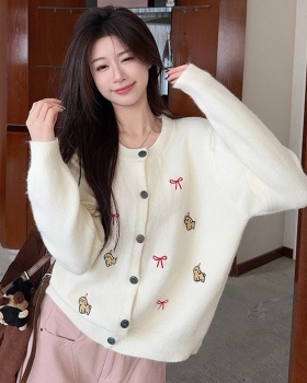 Autumn and winter short coat thermal sweater for women