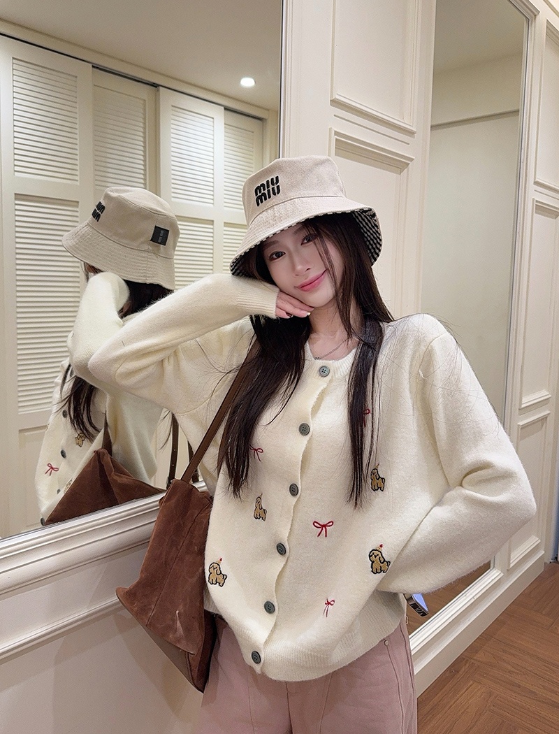 Autumn and winter short coat thermal sweater for women