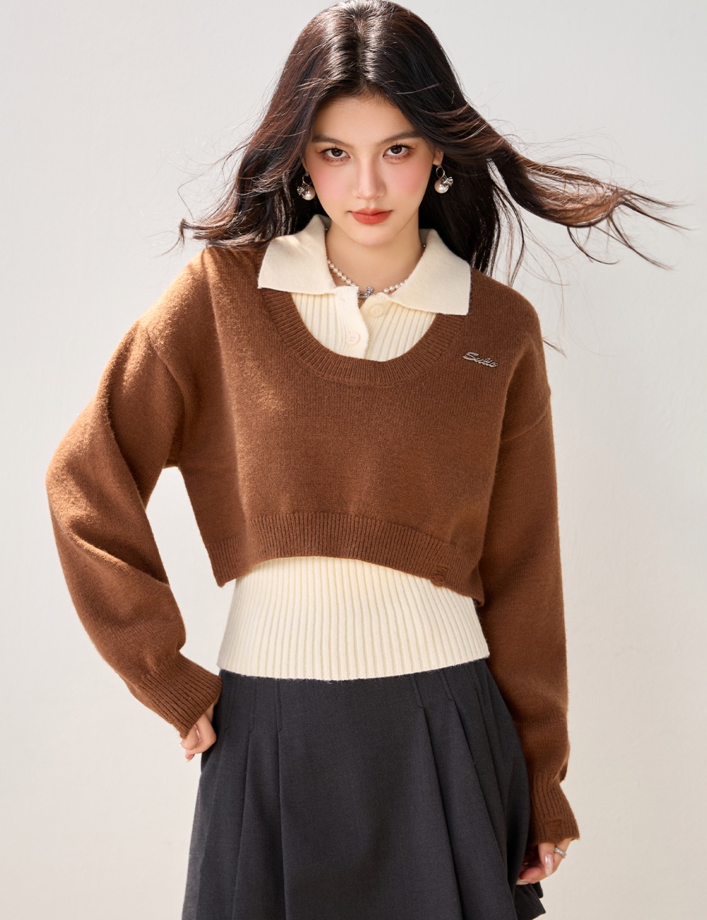 Long sleeve short sweater autumn and winter tops for women
