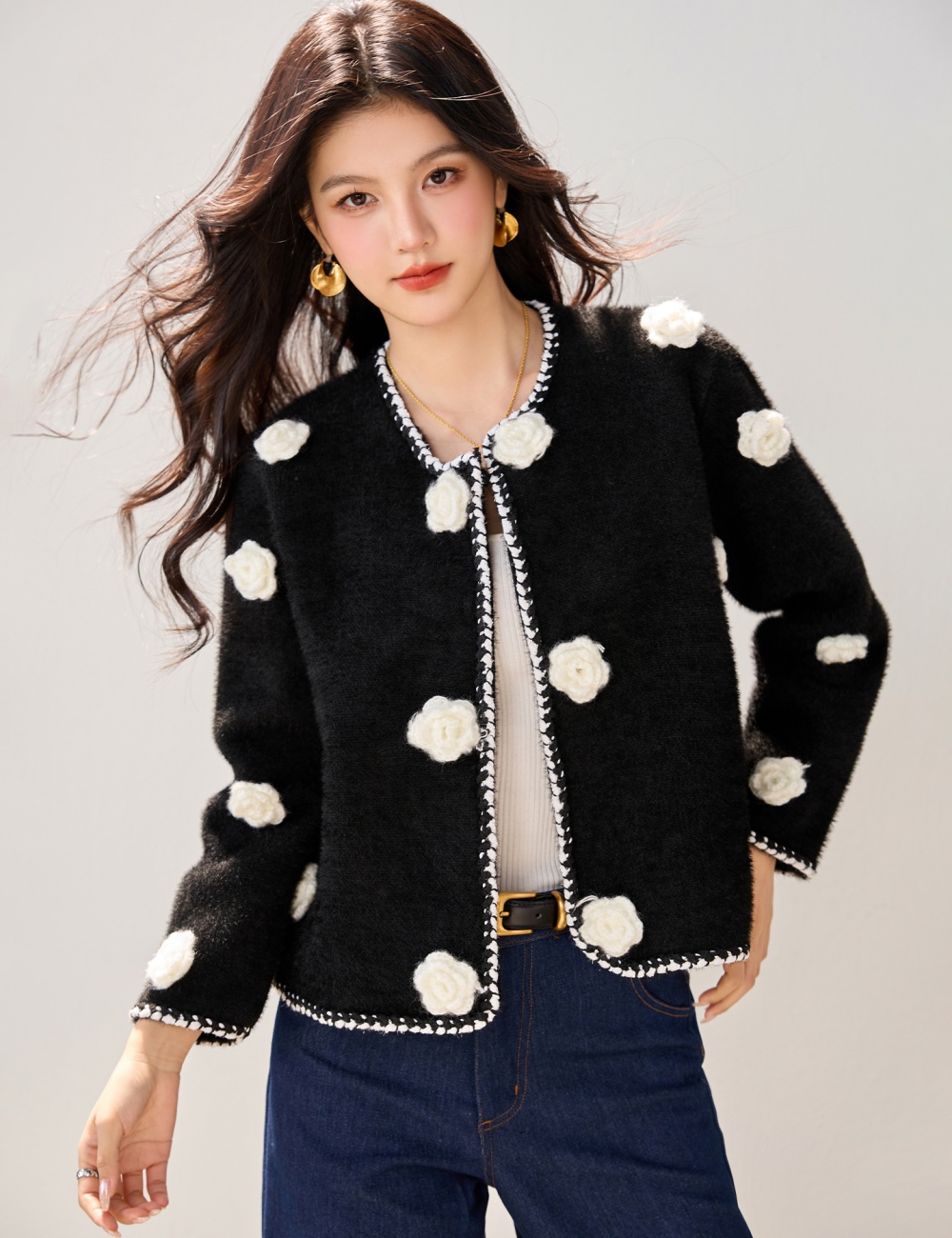 Black sweater knitted cardigan for women