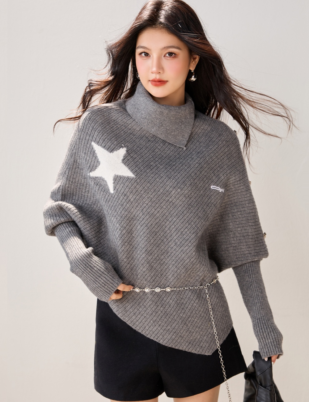 Irregular lazy tops niche gray sweater for women
